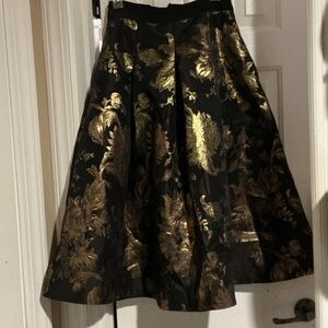 White House Black Market Elegant Black and Gold Floral Skirt